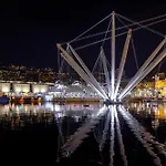 Genoa Centre Porto Antico 7Min • Trains 4Min